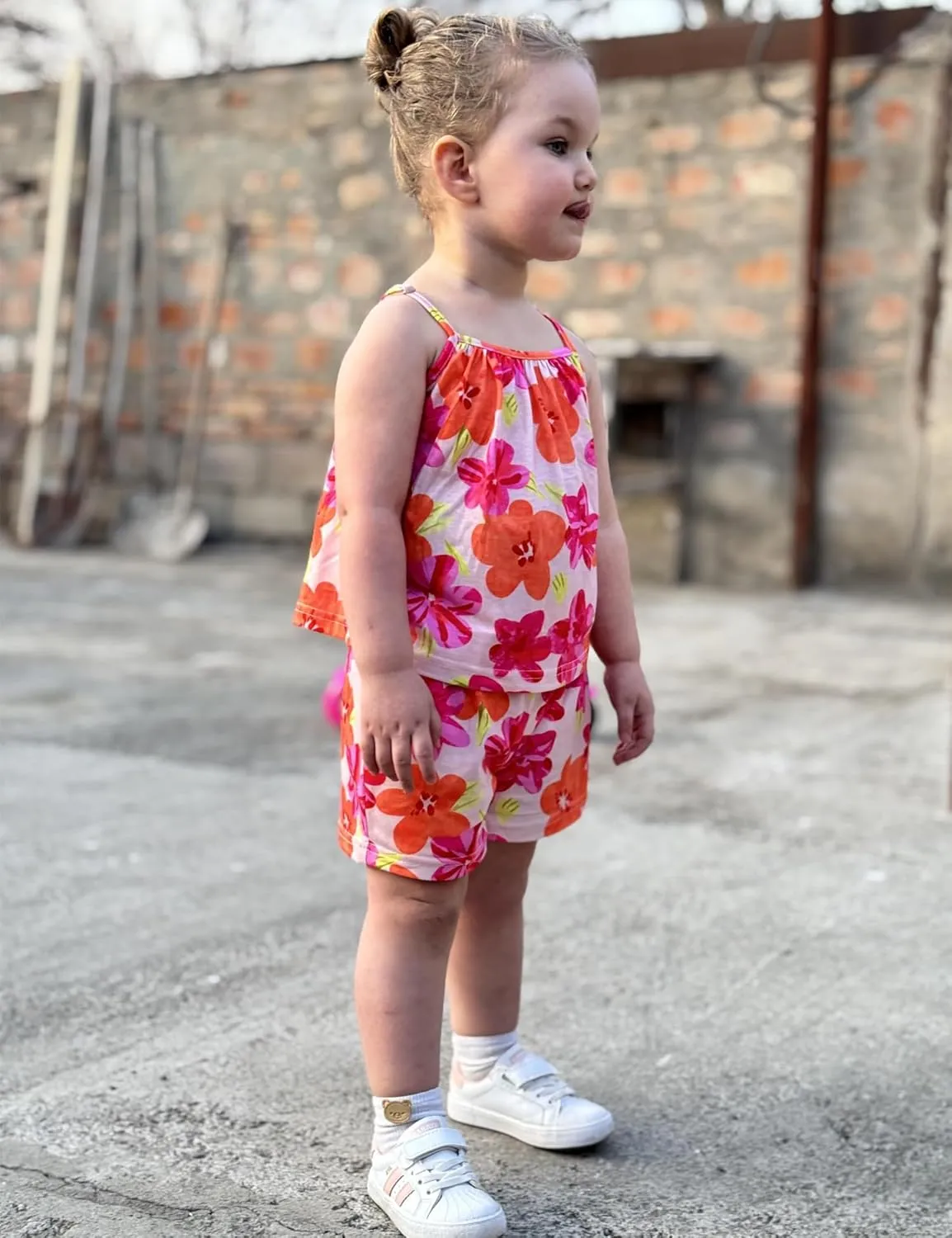 Arshiner Toddler Girl Summer Clothes 2 Piece Loose Spaghetti Strap Tank Top and Short Set Kids Clothing Sets with Pockets
