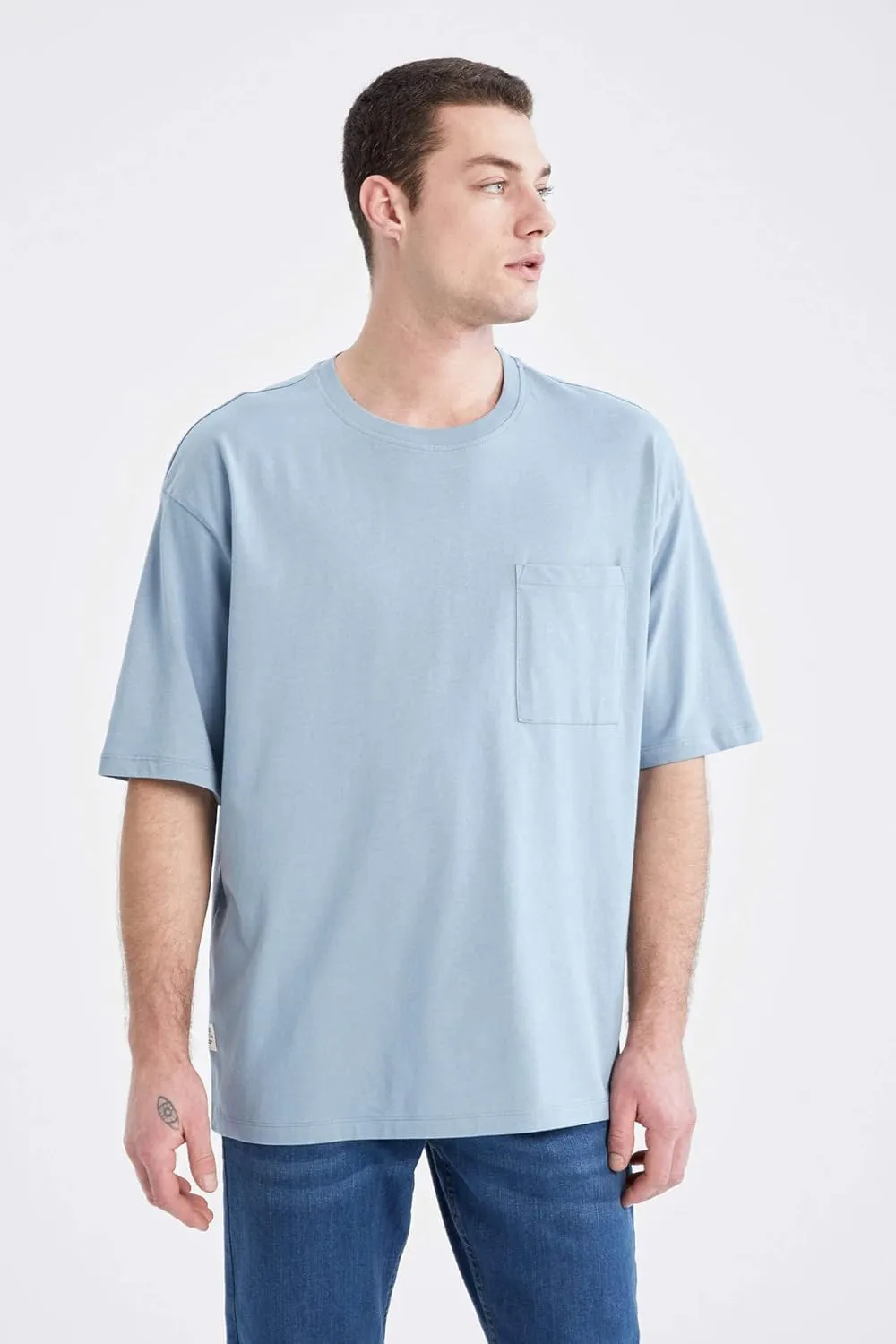 DeFacto Young Men Short Sleeve Crew Neck Oversized Tshirts 100% Cotton – Young Men Oversized Crew Neck T-Shirts