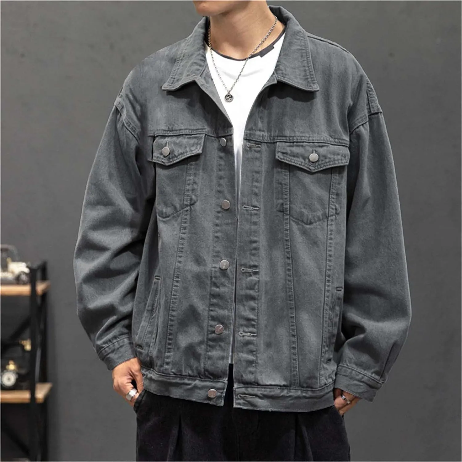 Mens Classic Lapel Collar Jean Jackets Loose Fit Casual Trucker Cowboy Coats Trendy Front Pockets Washed Denim Jacket