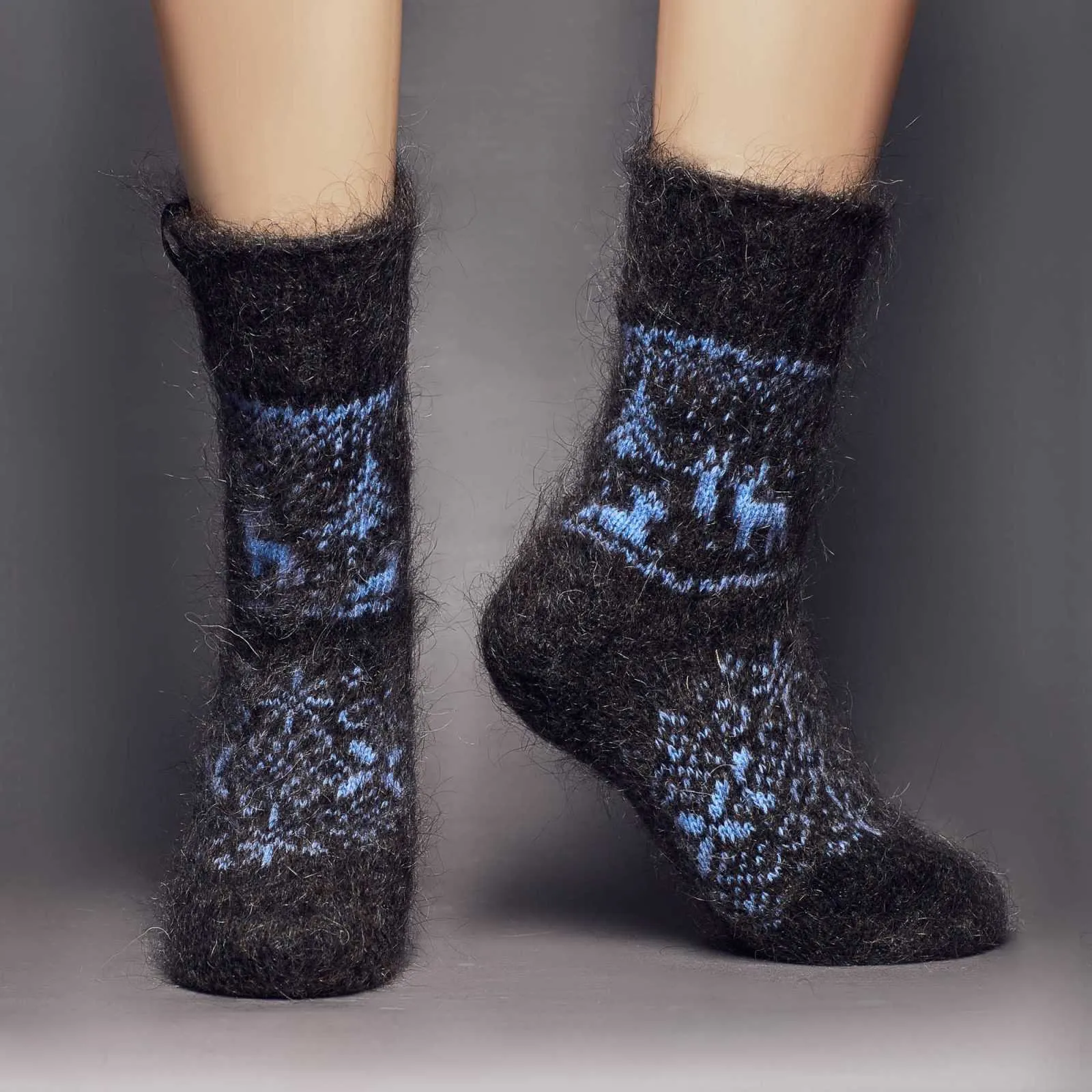 Unisex Alpine Night Non-Binding Goat Wool Crew Socks