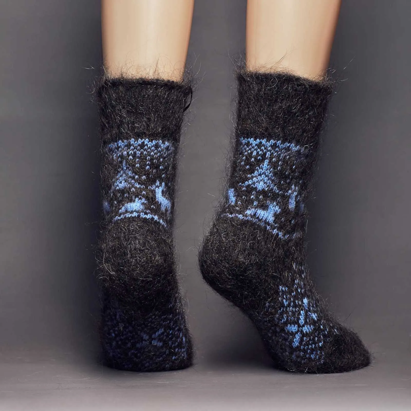 Unisex Alpine Night Non-Binding Goat Wool Crew Socks