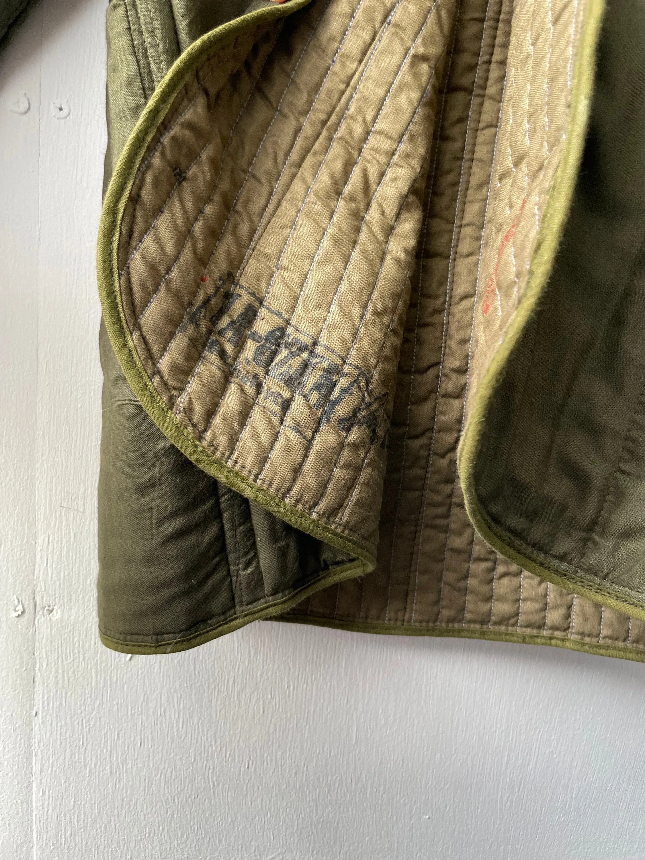Vintage Cotton Quilted V-Neck Liner