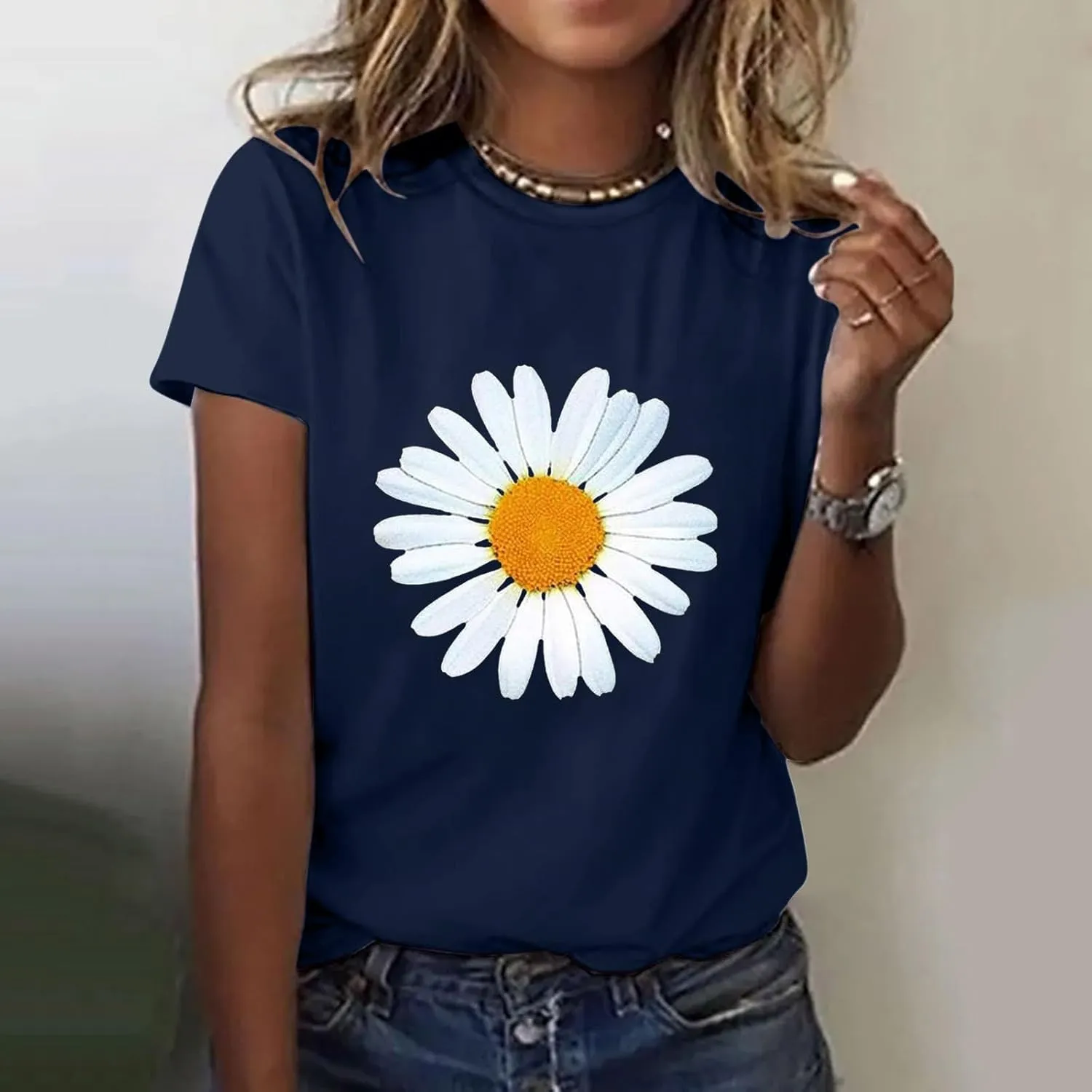 Womens Short Sleeve Blouse Tops Crew Neck Tunic Butterfly Print Cute Tops 2024 Summer Graphic Tee Daily Casual Shirt